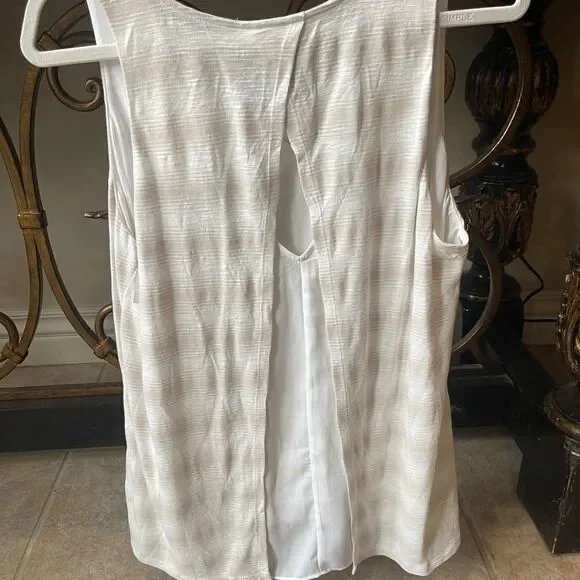 Textured Tank Cut Out Back